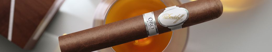 Davidoff Oro Blanco i herbata