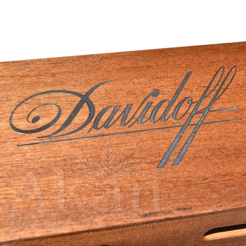 Humidor cedrowy Davidoff 9102